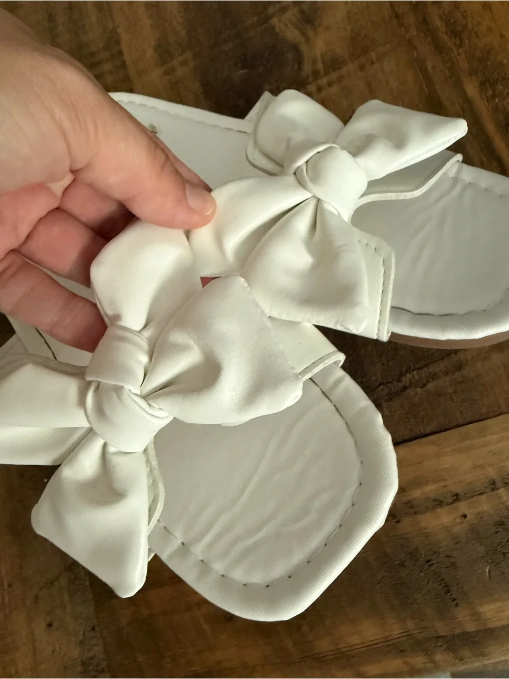White Bow Slide Sandals for Kids - Cute Slip-On Slides